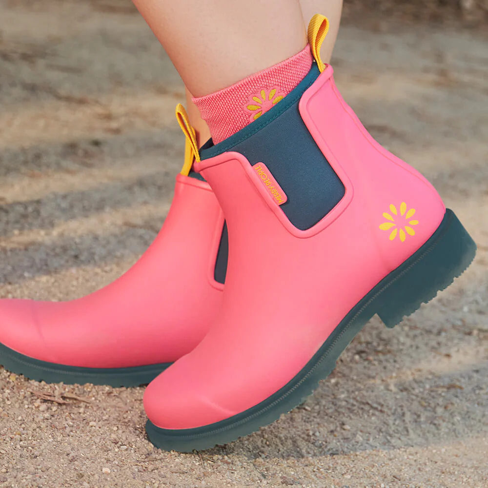 Merry People X Mother's Day Classic Quarter Socks // Coral Pink [Retired] - Image 5
